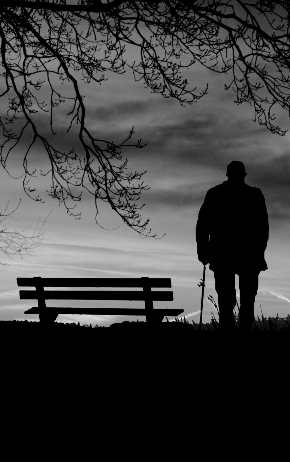 Five Quiet Warning Signs That a Parent or Grandparent Is Struggling More Than They Admit